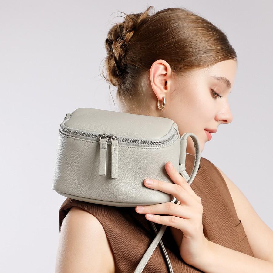 Simple and Casual Top-layer Cowhide Bag, Korean-style Shoulder and Crossbody Bag, Commuter Small Square Bag