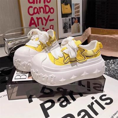 Großer Kopf kleiner Mann Muffin dicke Sohle weiße Schuhe Damen Freizeit Board Schuhe vielseitiger Buchstabendruck erhöhende Brotschuhe
