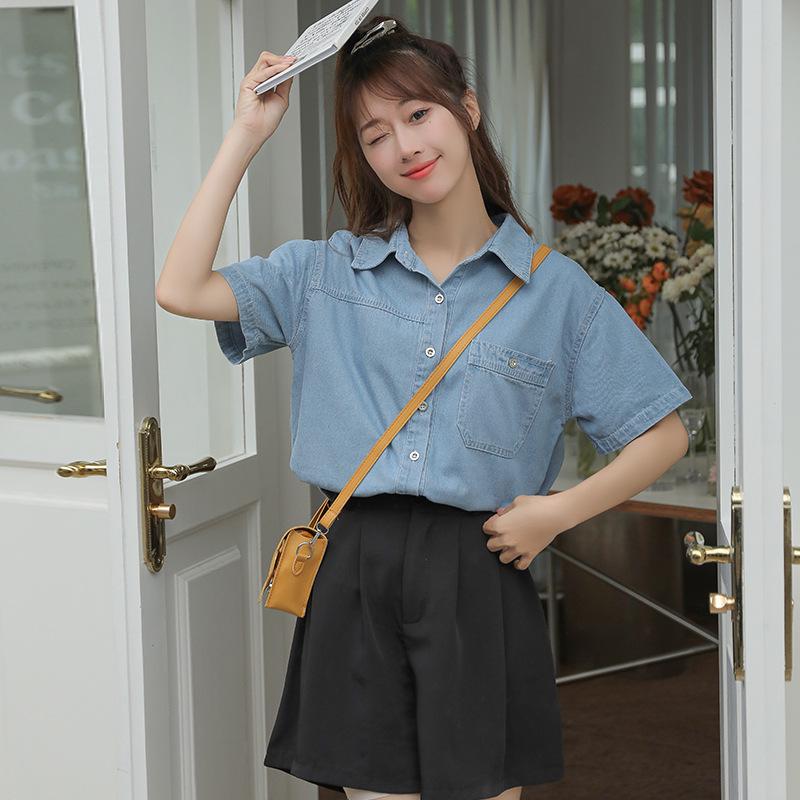 Women's Short Sleeve Thin Denim Shirt - Spring/Summer 2026 New Arrival, Layering Top with Niche Design.