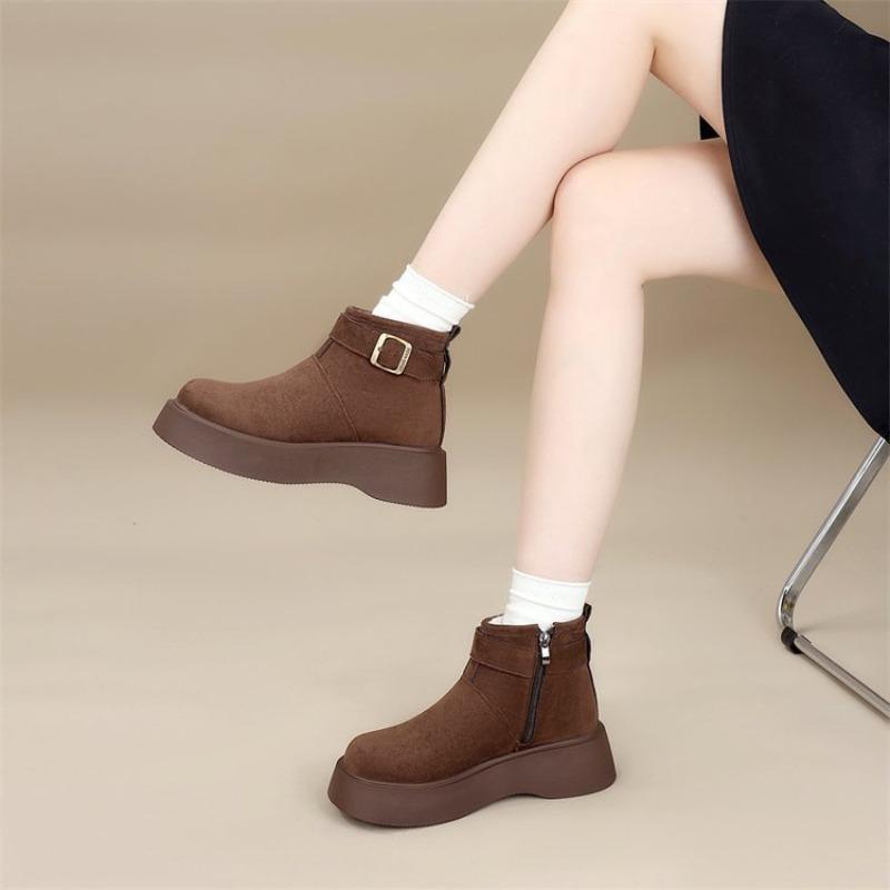 

Thick-soled suede Martin boots women s new winter velvet warm and tall and thin snow boots 36 темно-коричневого кольору