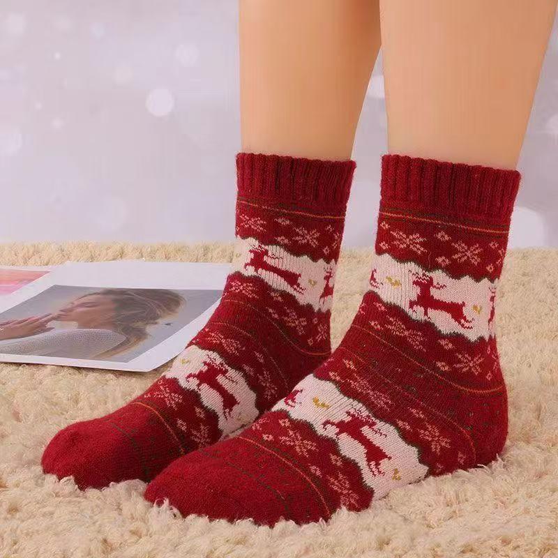 1 Pair Christmas Themed Socks Cute Cartoon Warm Colorful Lightweight Feel Elk Skin-Friendly Multi-element Comfortable