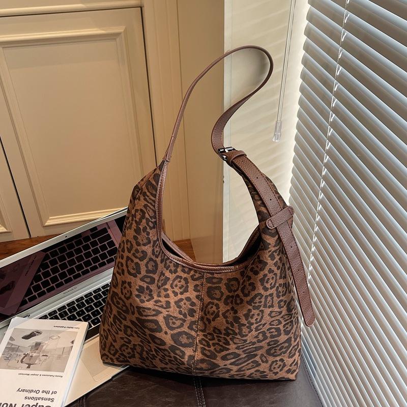 Leopard Print Bag Women's Large-capacity New Autumn and Winter Retro Shoulder Messenger Bag Casual Commuting
