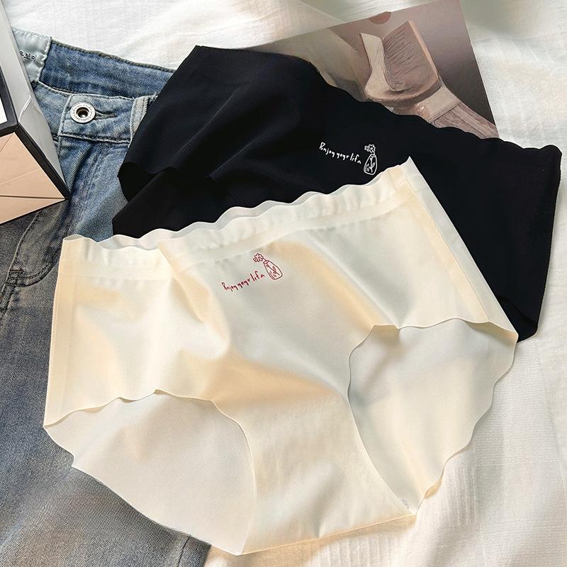 Summer Ice Silk Underwear Women's Middle Waist I Leave No Trace Breathable Soft Thin Skin Friendly Triangle Panties