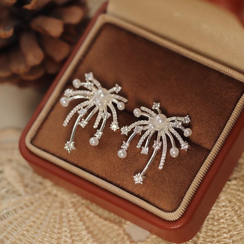 Zircon Geometric Pearl Stud Earrings Autumn and Winter Retro Elegant Earrings Temperament Earrings Women