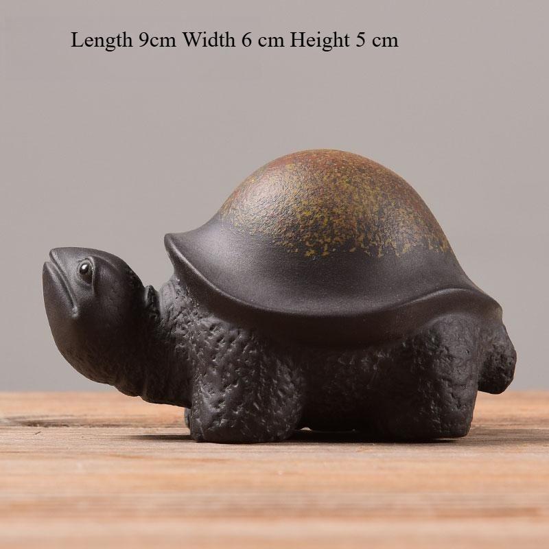 Handmade Mini Purple Clay Turtle Tea Pet Nurturable Animal Figurine for Gongfu Tea Ceremony Home Desk Decor Gift