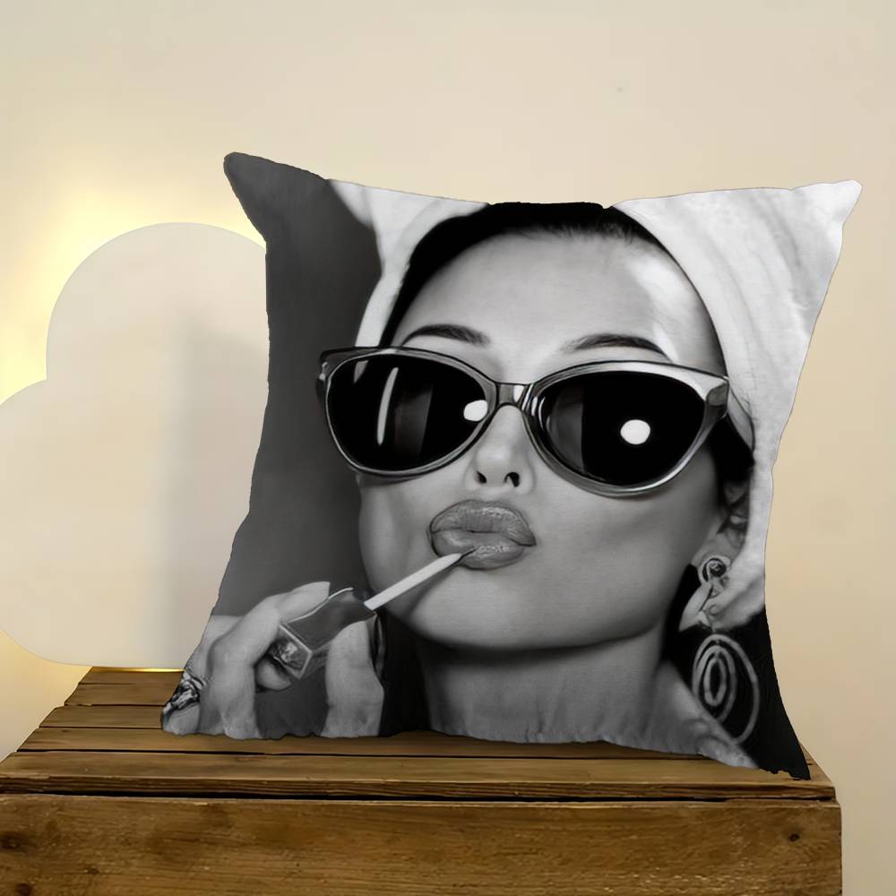 Audrey Hepburn Lipstick Cushion Cover Car Throw Pillow Case For Sofa Car Christmas Gift