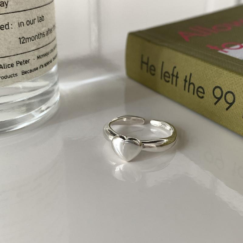 Adjustable Heart Classy Ring For Women In Unique Copper Design For Stylish Use Everyday