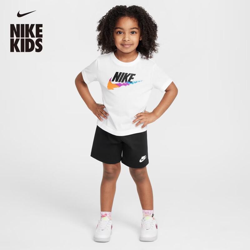 

Nike Infant T-Shirt & Shorts Set II6485 90 2T