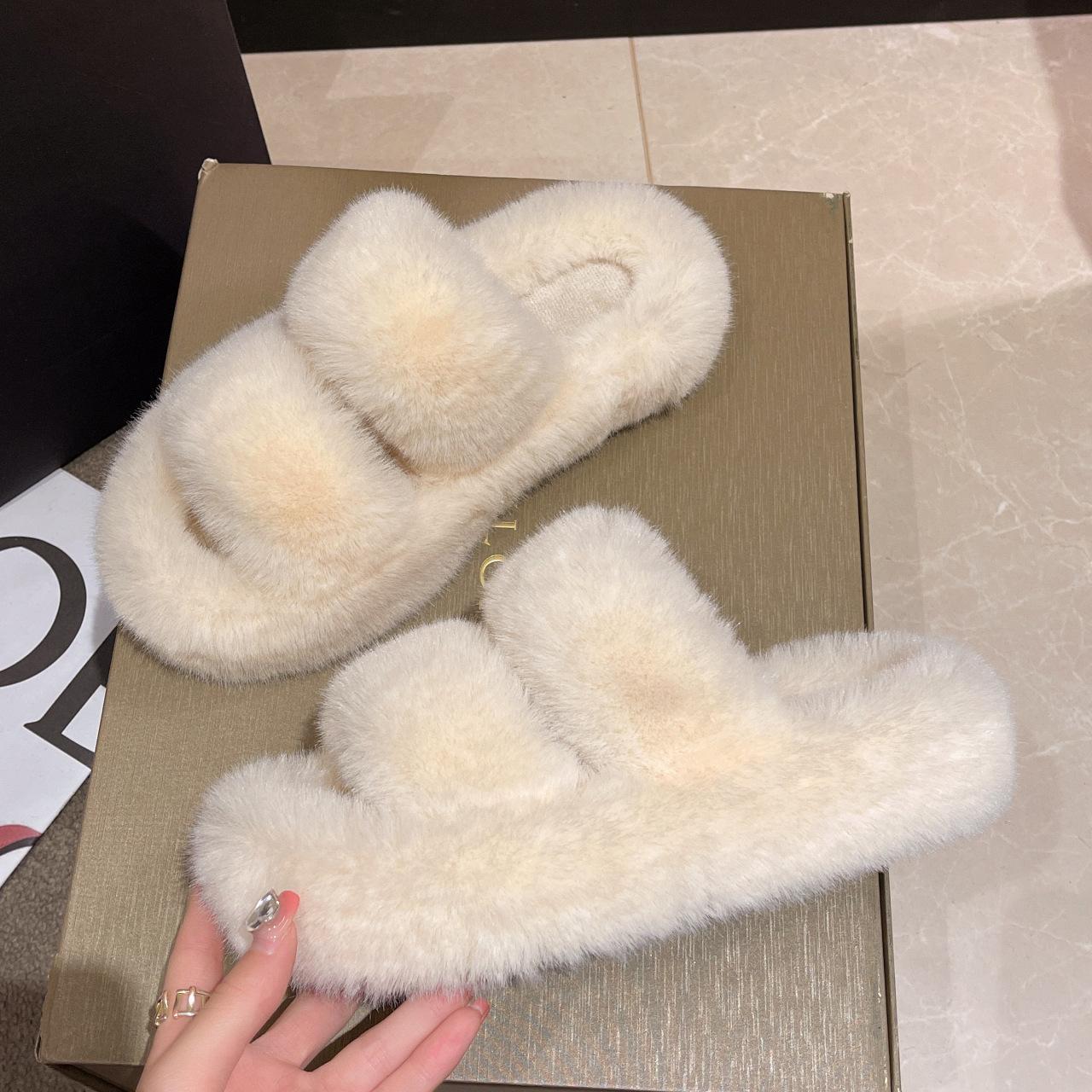 

Autumn and winter new Mao Mao slippers women s large size casual thick bottom double strip with comfortable home drag 41