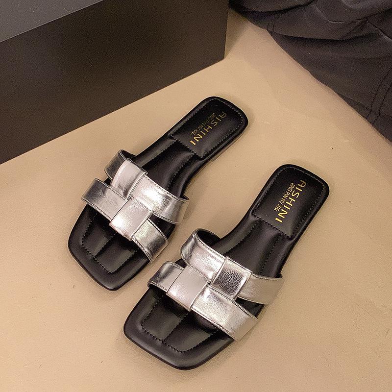 

2025 новая летняя французская мода верхняя одежда на плоской подошве универсальные женские шлепанцы серебристые шлепанцы с одним ремешком крутые шлепанцы обувь феи 35 серебряный