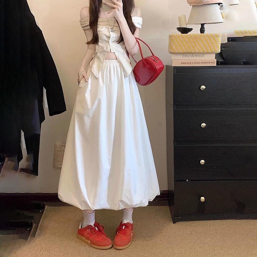 Women's Sweet Bloom High-Waist A-Line Maxi Skirt - Designer White Puffy Silhouette for Spring/Summer - Soft Feminine Style