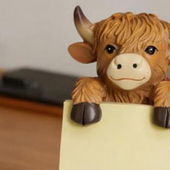 Highland Cow Pop-up Note Pad Dispenser Cute Resin Cow Memo Pads Note Holder for Home Office Desk Accessories