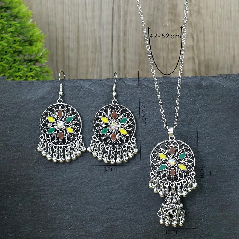 

2 шт./комплект сережок у богемному стилі з прикрасами в етнічному стилі для жінок.