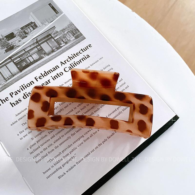 Elegante Große Kunststoff-Haarklammern in Verschiedenen Farben für Stilvolle Hochsteckfrisuren und Modische Frisuren