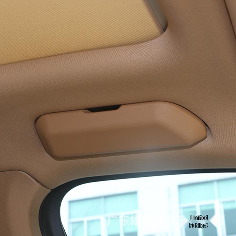 

Porsche Cayenne Car Eyeglass Case Gray 18-21