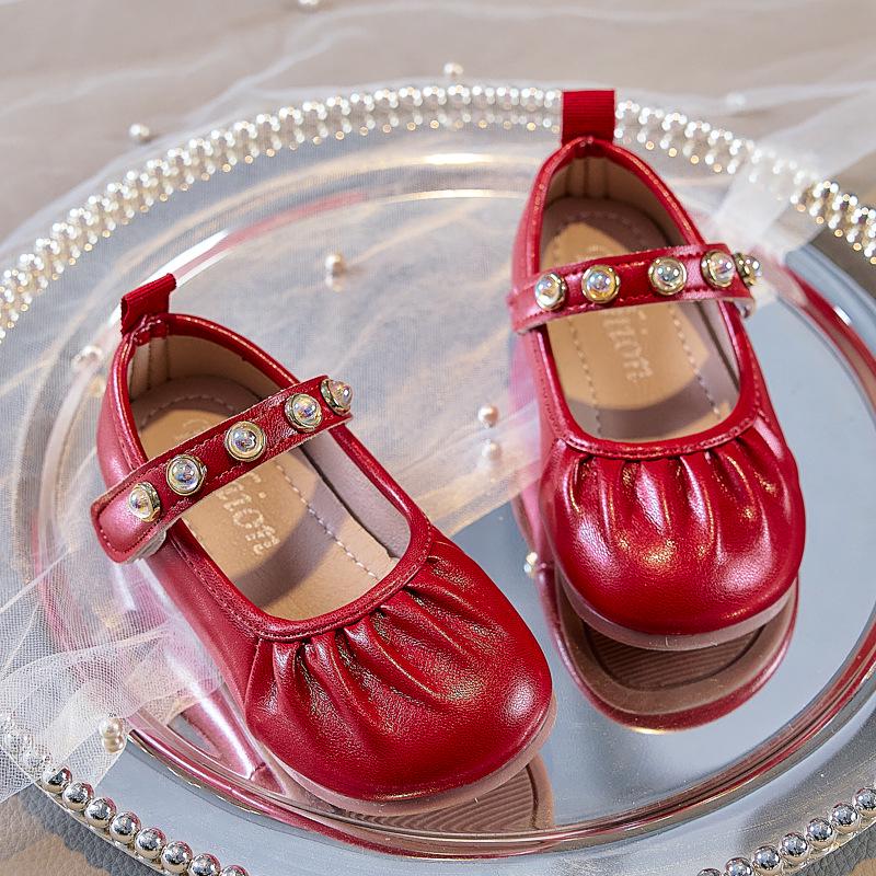 Dětské retro baleríny Mary Jane: Dívčí jednobarevné nízké princeznovské boty s kulatou špičkou, na suchý zip a s perličkami.