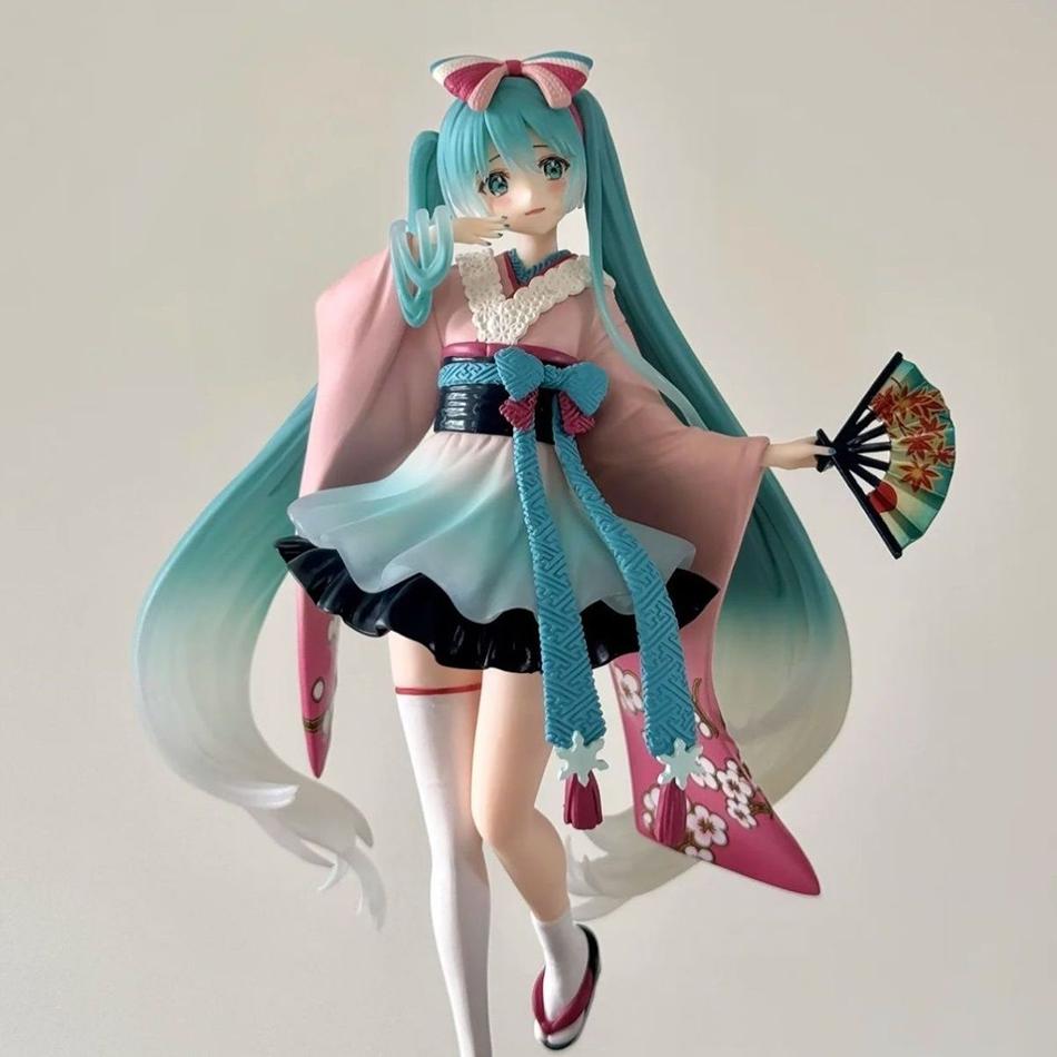 20cm Hatsune Miku Cherry Blossom Kimono Action Figure Girl Collection Model Toy Kawaii Anime Figurine Desktop Ornaments Gift PVC Poseable Articulated