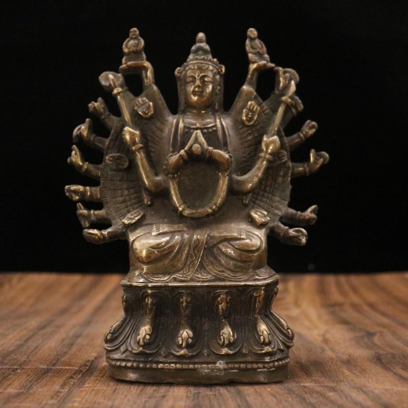 Brass Figurine, Thousand-Hand Guanyin Sitting Statue, Home and Office Desktop Decoration Gift Craft