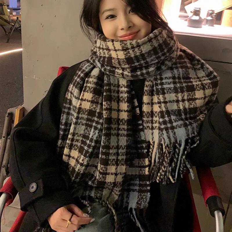 Tonglu Scarf Women's Houndstooth Shawl Dual-purpose Korean Version Versatile Warm New Winter Senior Student Scarf