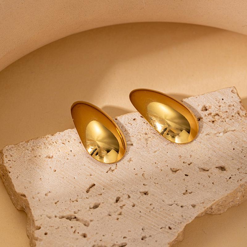 European & American Retro Metal Petal Texture Earrings