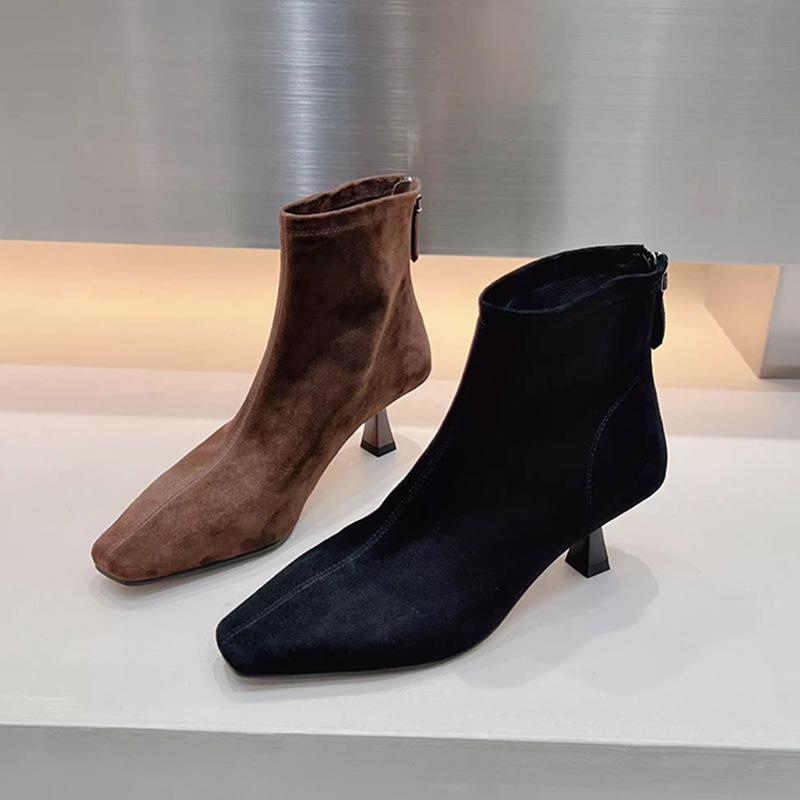 Women's Shoes Autumn and Winter Matte Short Tube Rear Zipper Square Heel and Bare Boots Fashion High Heel Short Boots Velvet