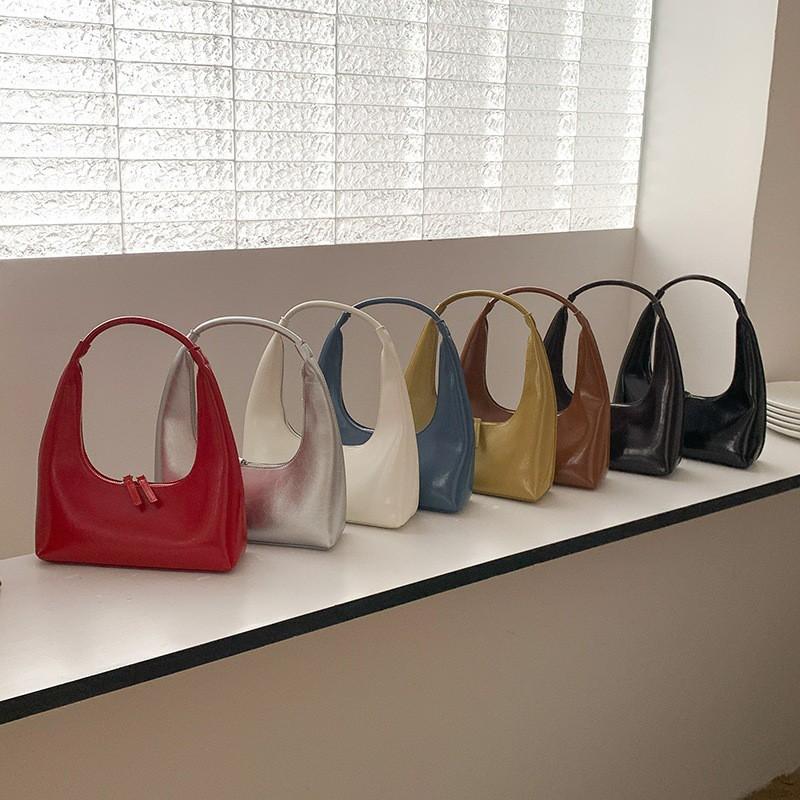 Korean Niche Design High-end Bag Women 2025 New Retro Underarm Patent Leather Shiny One-shoulder Handbag