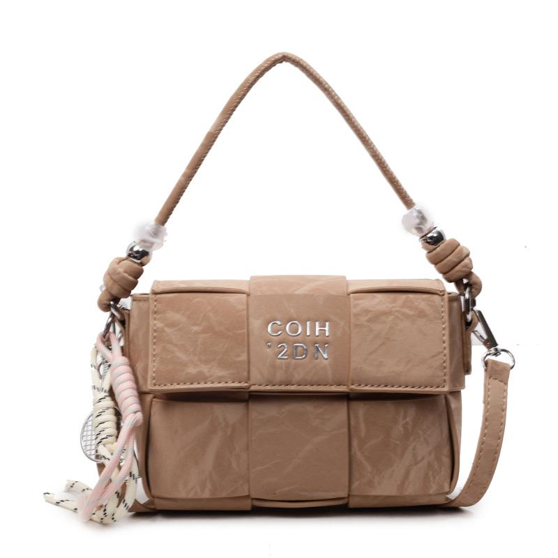 Spring and summer hot sale versatile high-end woven grid portable small square bag Korean version casual fashion commuter messenger women's bag