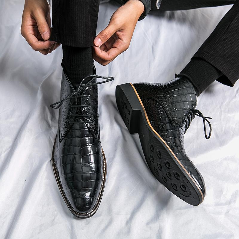 Leather Shoes For Man Loafers Tassel Casual Sneakers Business Wedding Big Size Luxury Design Shoes High Quality