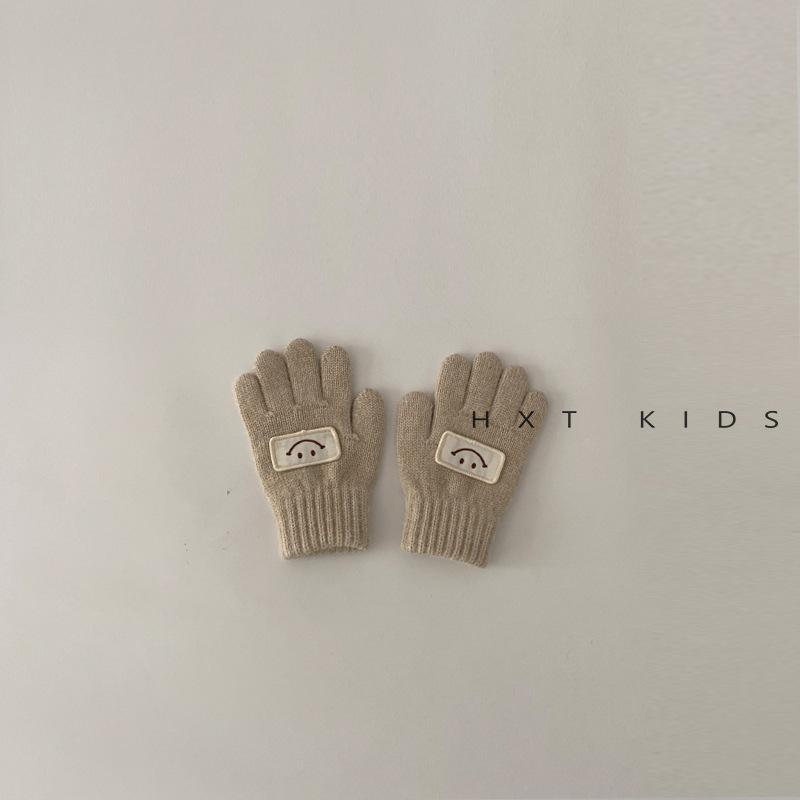 Children's Gloves for Winter Outdoor Warm Style with Smiley Face and Small Fingertips. Infant Winter Gloves