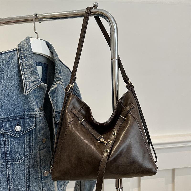 

Maillard large-capacity bag women s 2025 autumn and winter new casual versatile backpack women s commuter tote bag