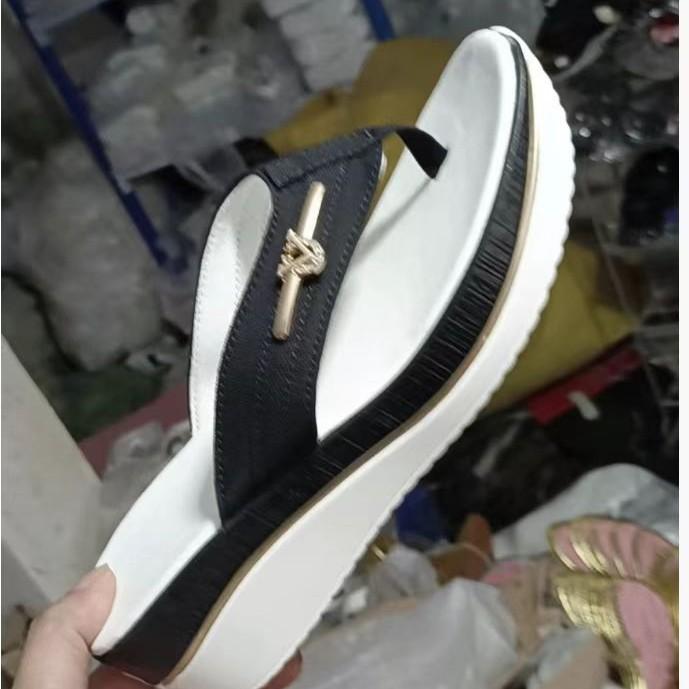 2025 Large Size Slope Heel Thick Sole Sandals Women's Summer European and American New Toe Flip-flops Outdoor Casual Fashion Sandals