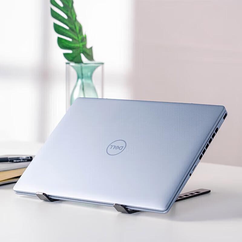 Dell Inspiron 14 Plus 7440F 14-inch Laptop (CN Version)