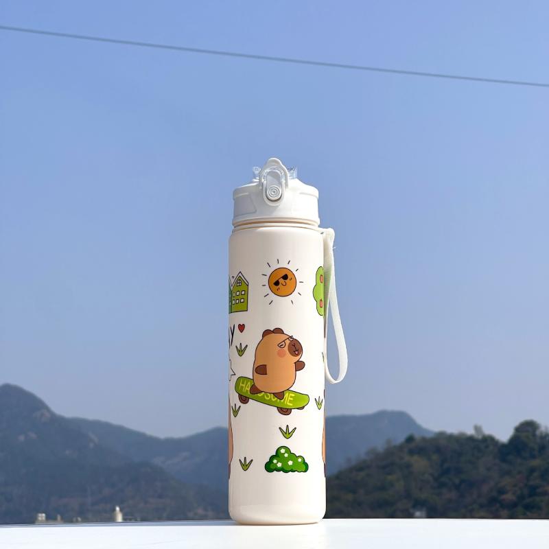 

800 мл Милая чашка для воды с капибарой и соломинкой, дорожная чашка для воды, большая вместимость, бутылка для воды каваи для мальчиков и девочек, для ежедневного использования