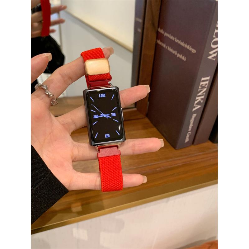 Compatible Strap for Huawei 11 Pro, GT654 Watch, Xiaomi 9, and Apple 11 with Magnetic Nylon Buckle