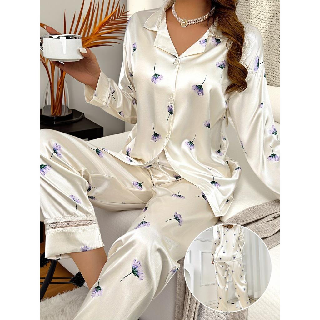 Ladies' Elegant Pajama Set, Featuring A Collared Long Sleeved Top and Pants, Floral Pattern, Button Details, Casual Style, Suitable for All Seasons
