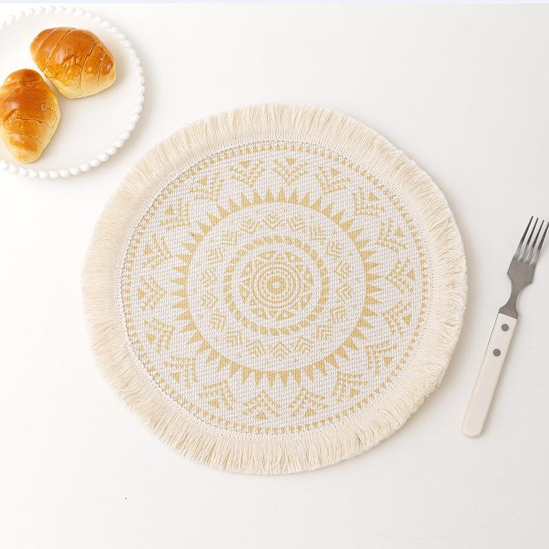 Coaster, Nordic fabric, tassel insulation mat, heat-resistant home pot mat, dining mat, Bohemian decorative mat