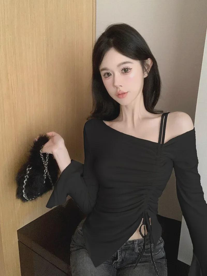 

Рубашка с открытыми плечами, на кулиске, облегающего кроя, с длинным рукавом для женщин M