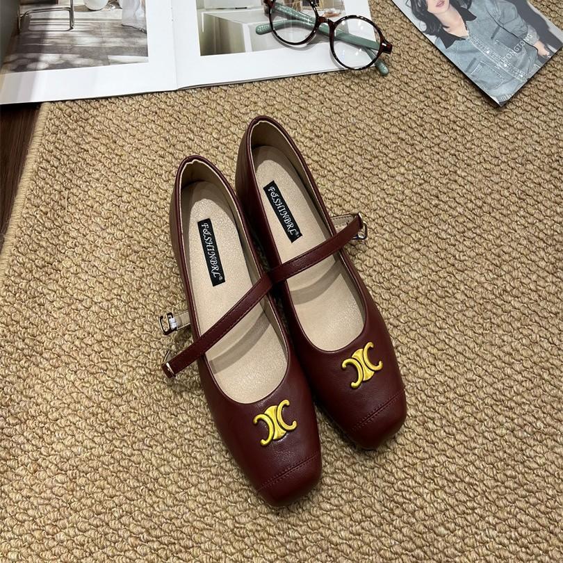 French evening breeze temperament small leather shoes women's 2025 spring and autumn new flat-bottomed retro single shoes Mary Jane shoes