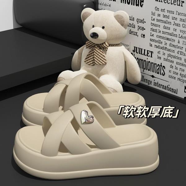 Fashion Shoes Women Slippers For Swimming Pool Pantofle Slides Platform Soft Beach 2025 Summer Casual Leisure Shoes House Slippers Plat
