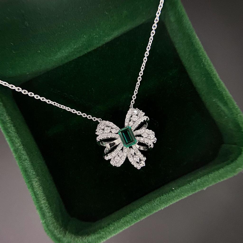 Tancise bižutéria luxusný motýľový náhrdelník Lab emerald náhrdelník prívesok