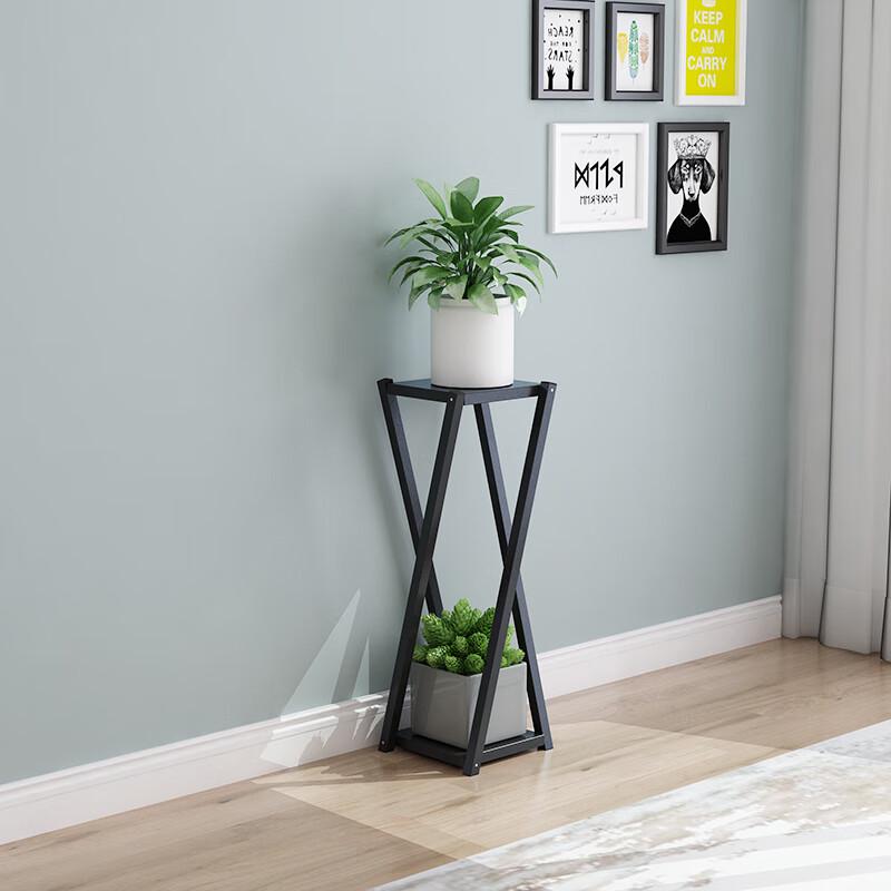 Кованая подставка для растений на балкон