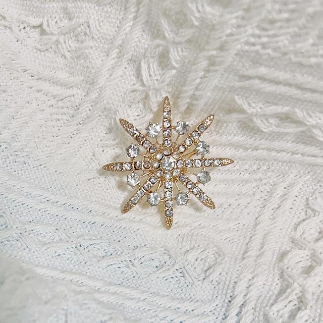 Broche papillon en perles, petit parfum haut de gamme, exquis, luxueux, tempérament élégant, nouvelle tendance 2023