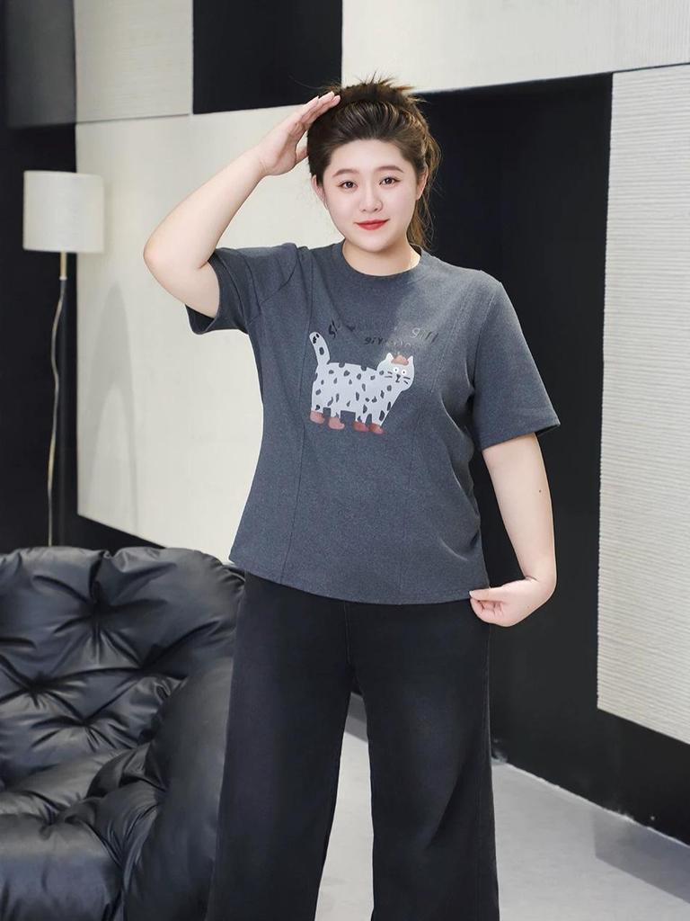 2025 Winter Plus Size Women's Screen-Printed Cat Short Sleeve, Round Neck, Thick Cotton Top – Comfortable and Versatile.