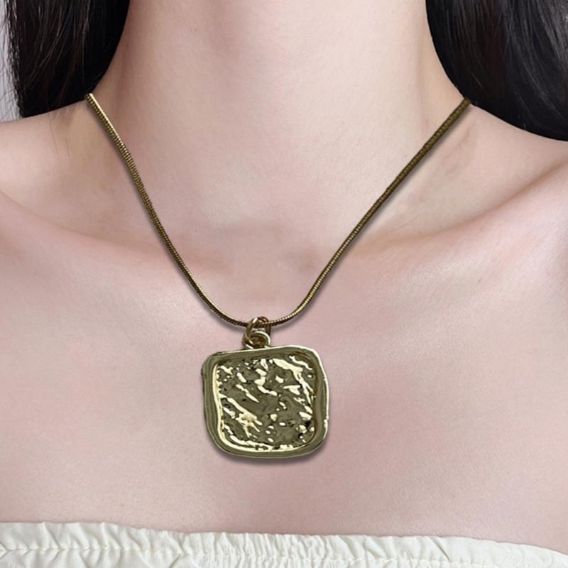 Stainless Steel Heart Necklace Female Temperament Niche Snake Bone Collarbone Chain Student Adjustable Chain Jewelry