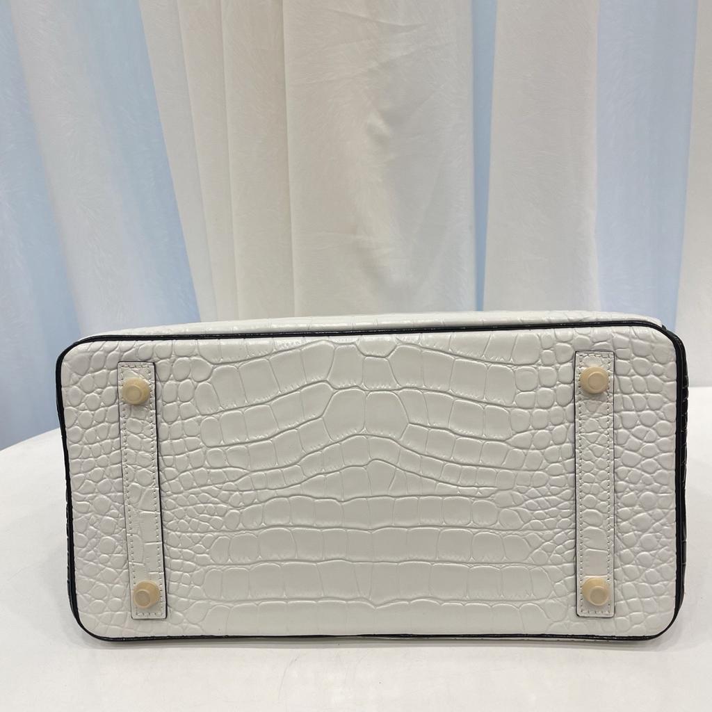 2025 Explosive Color Matching American Crocodile Pattern Platinum 25/30. Full-pair Version Strapless High-end Fashion Portable Women's Bag