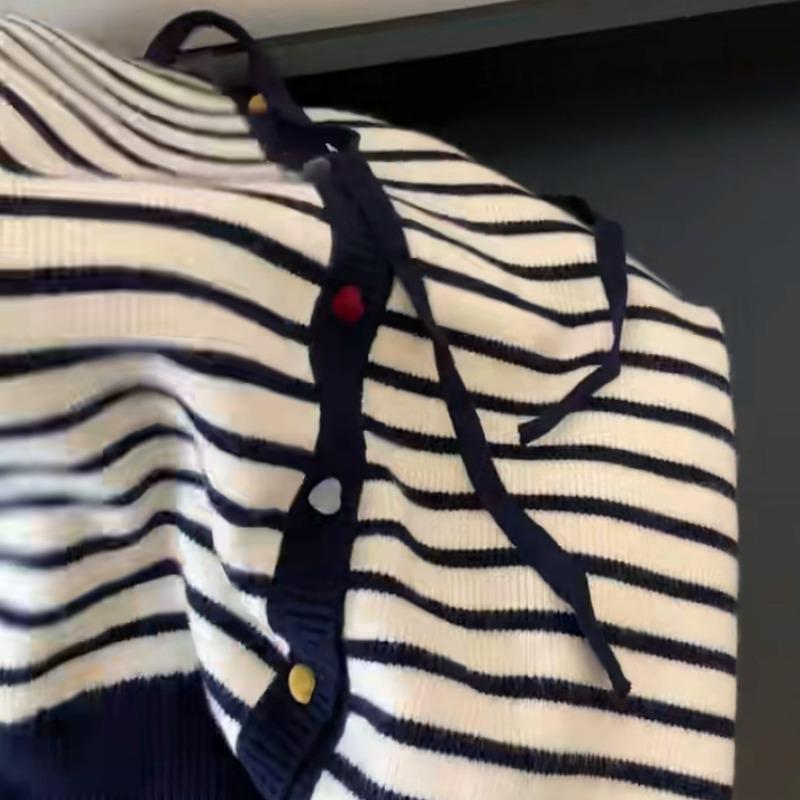 Women's Striped Color-Block Hooded Knit Cardigan - Fall/Winter Fashion - Cozy, Loose-Fit Long Sleeve Sweater