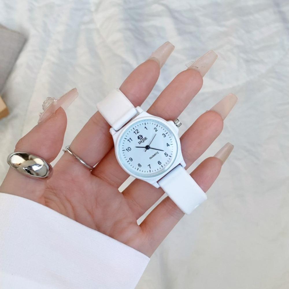 

Silicone Strap Quartz Watch Casual Quartz Clock Fashion Wristwatch Women Girls білий