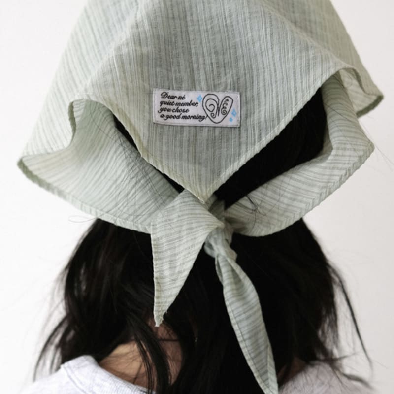 ne Page Stripe Pin-Tuck Scarf (mint)