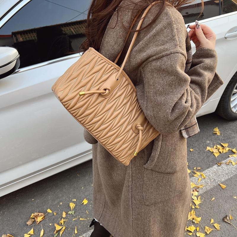 Tasche Damen 2025 Neuer Modetrend Tragetasche Mode Große Kapazität Lässige Umhängetasche Lässige Pendlertasche Damen