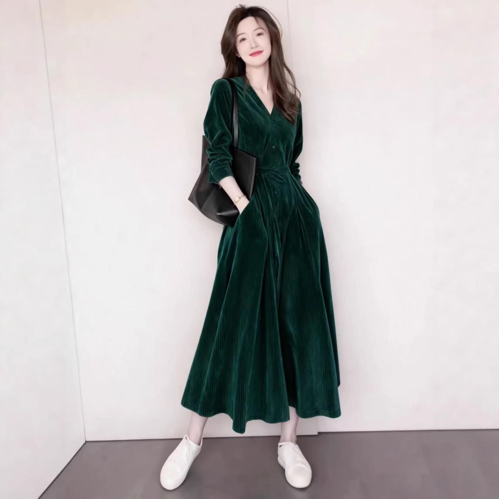 

Dark Green Corduroy Cinched Waist Dress for Special Occasions L